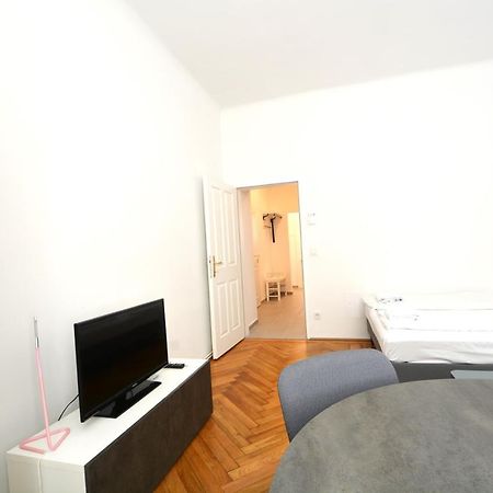 Universum Apartment 4 Wien Eksteriør bilde